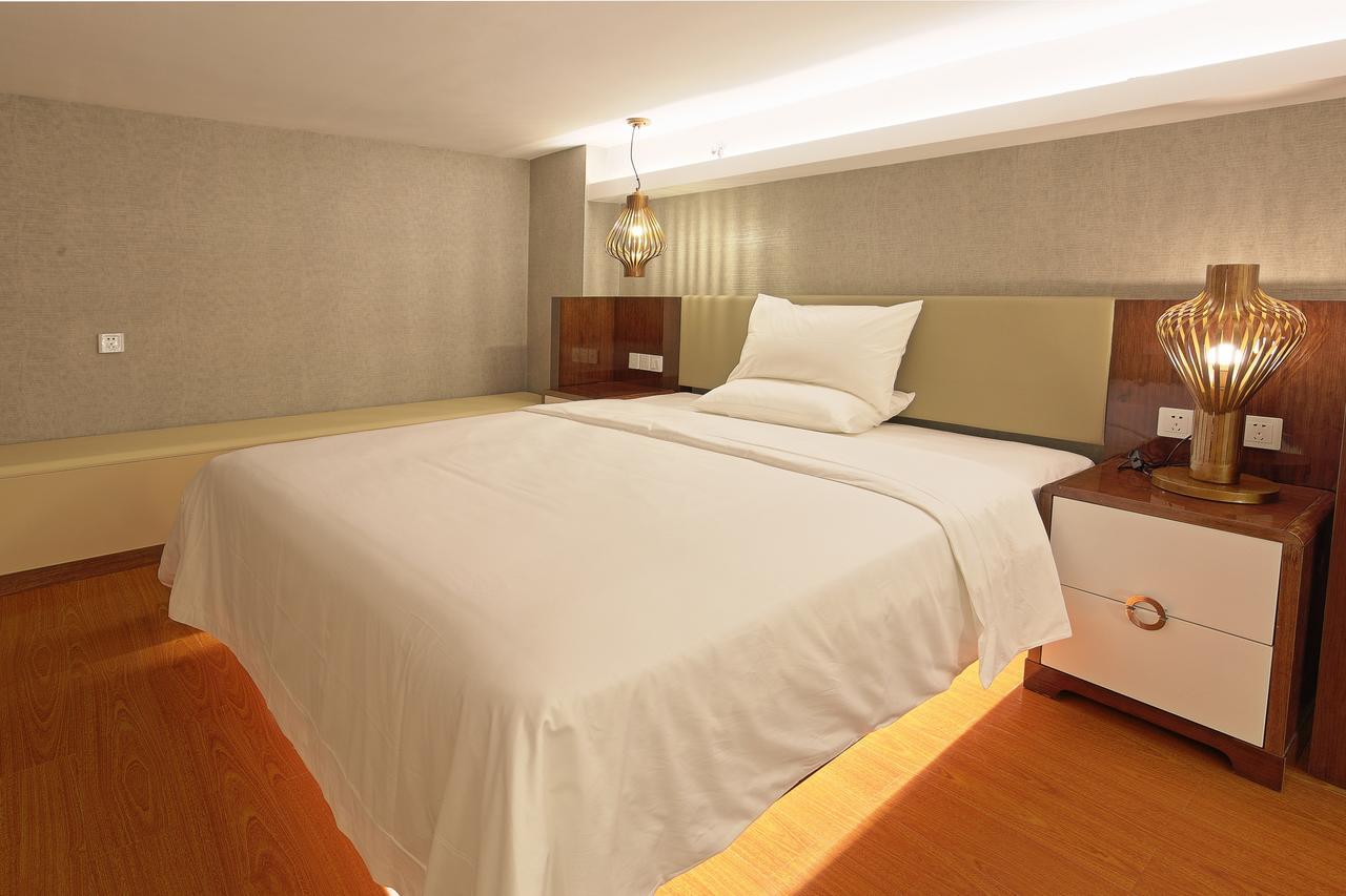 Days Inn South Guangzhou Raiway Station Eksteriør bilde